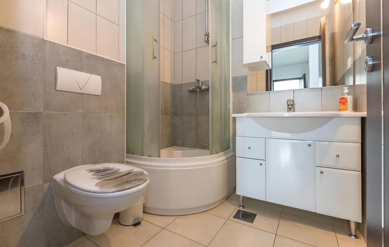 Villa Ivy With Perfect Privacy, Pool, Sauna And Jacuzzi Opanci Екстериор снимка